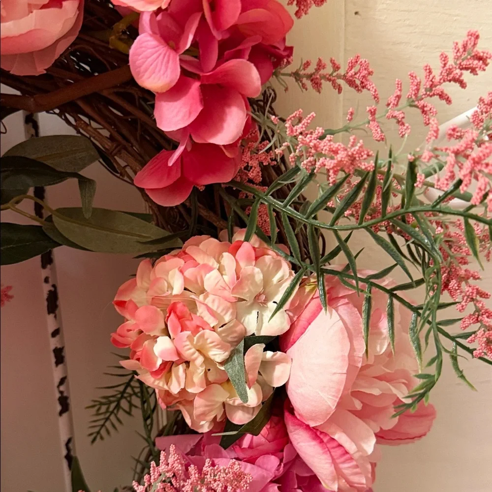 Floral Wreath with Polka Dot 4 in Silk Bow💕